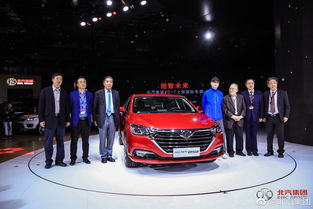 維密大模攜男神閃耀上海車展，豪華座駕與冷藏車同臺(tái)競(jìng)艷